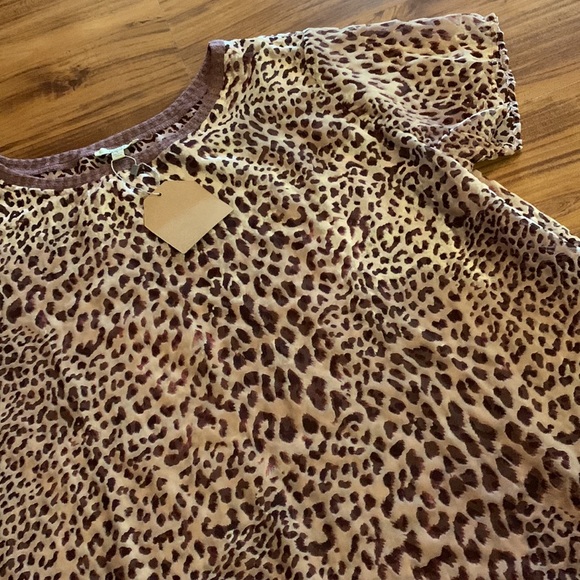 KORI Leopard Velvet Sheer Short Sleeve Top L NWT - Picture 3 of 4